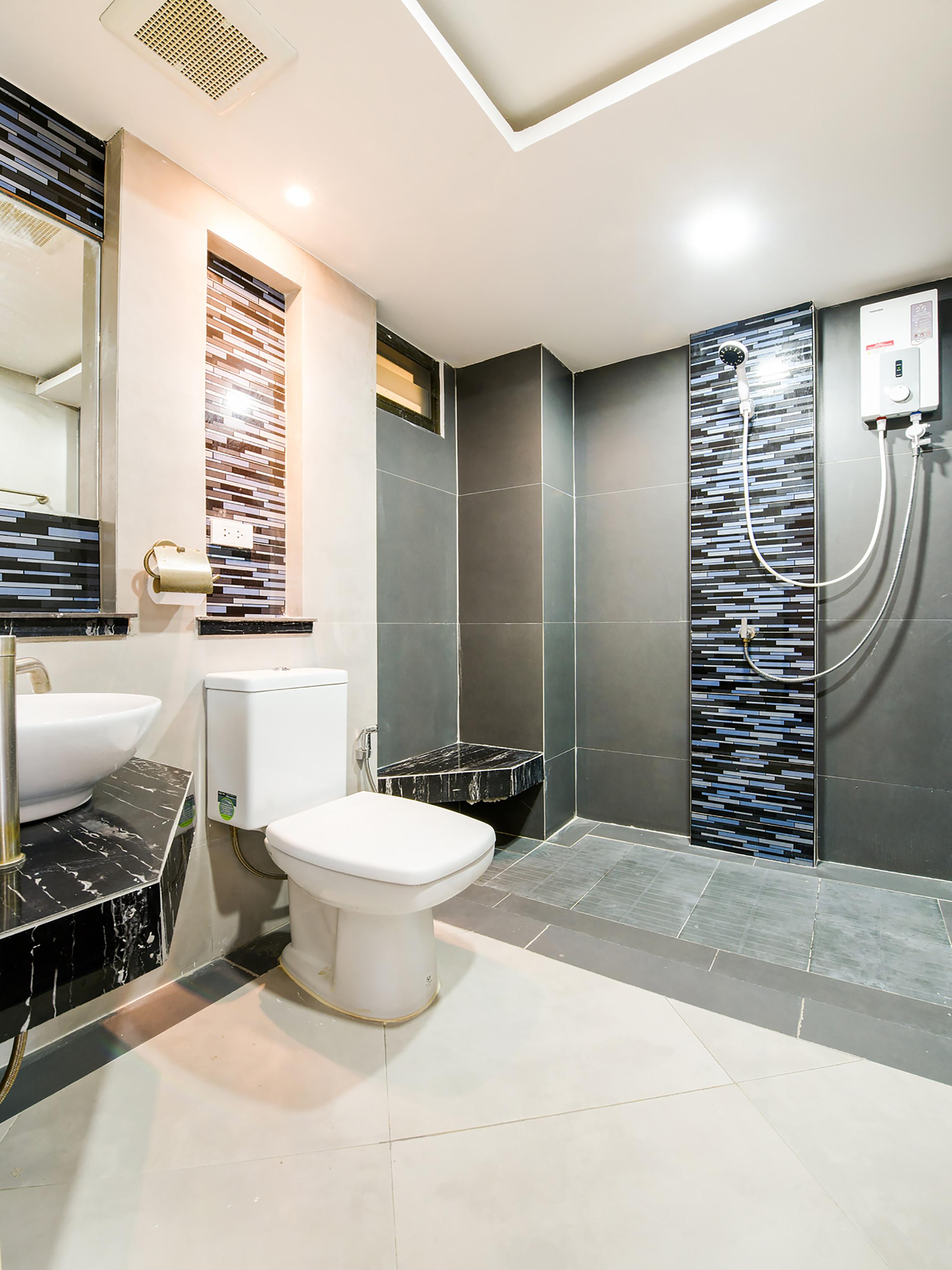 Hotel Super Oyo 458 Nakorn Siam Boutique Pattaya Esterno foto
