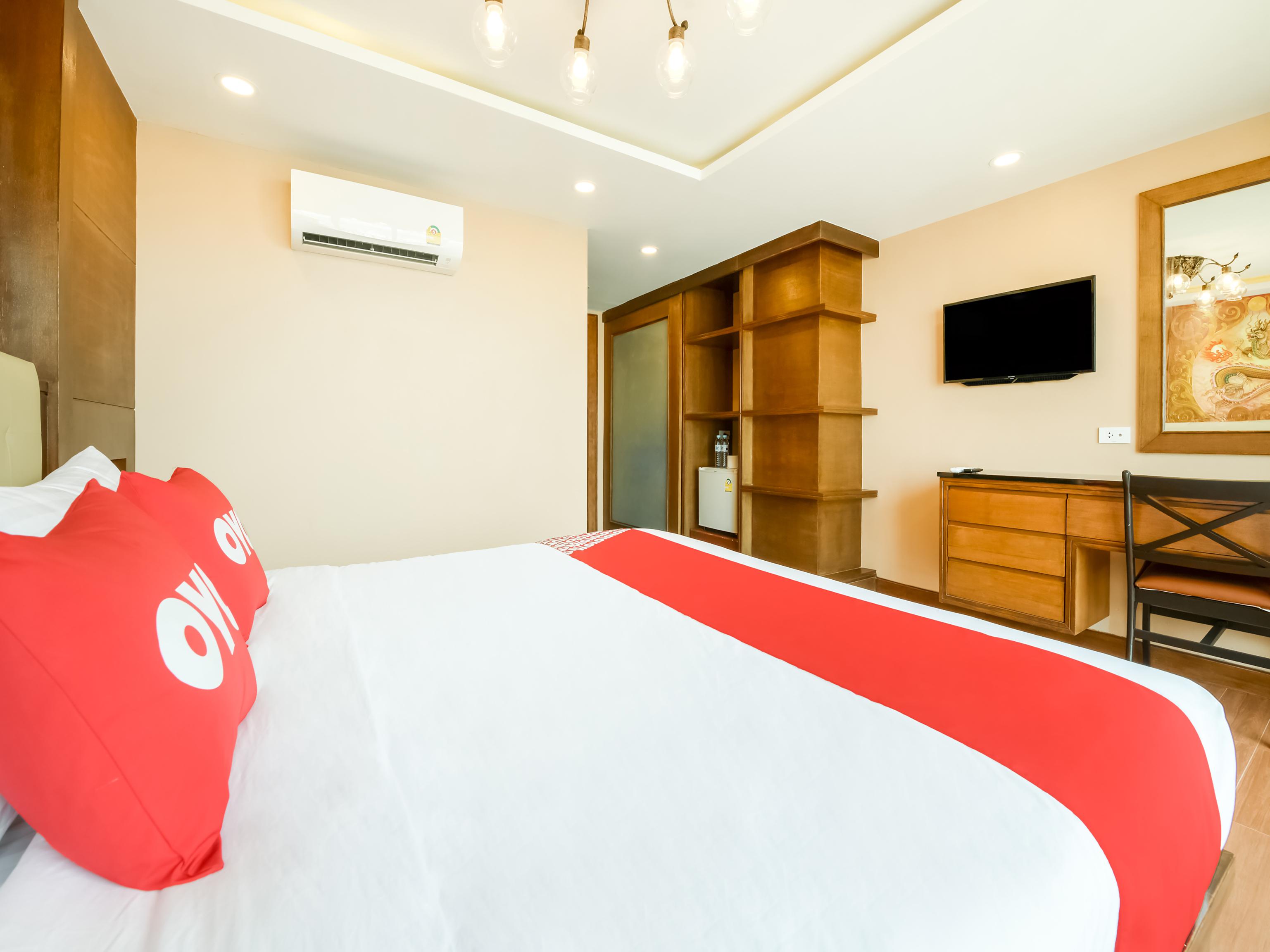 Hotel Super Oyo 458 Nakorn Siam Boutique Pattaya Esterno foto