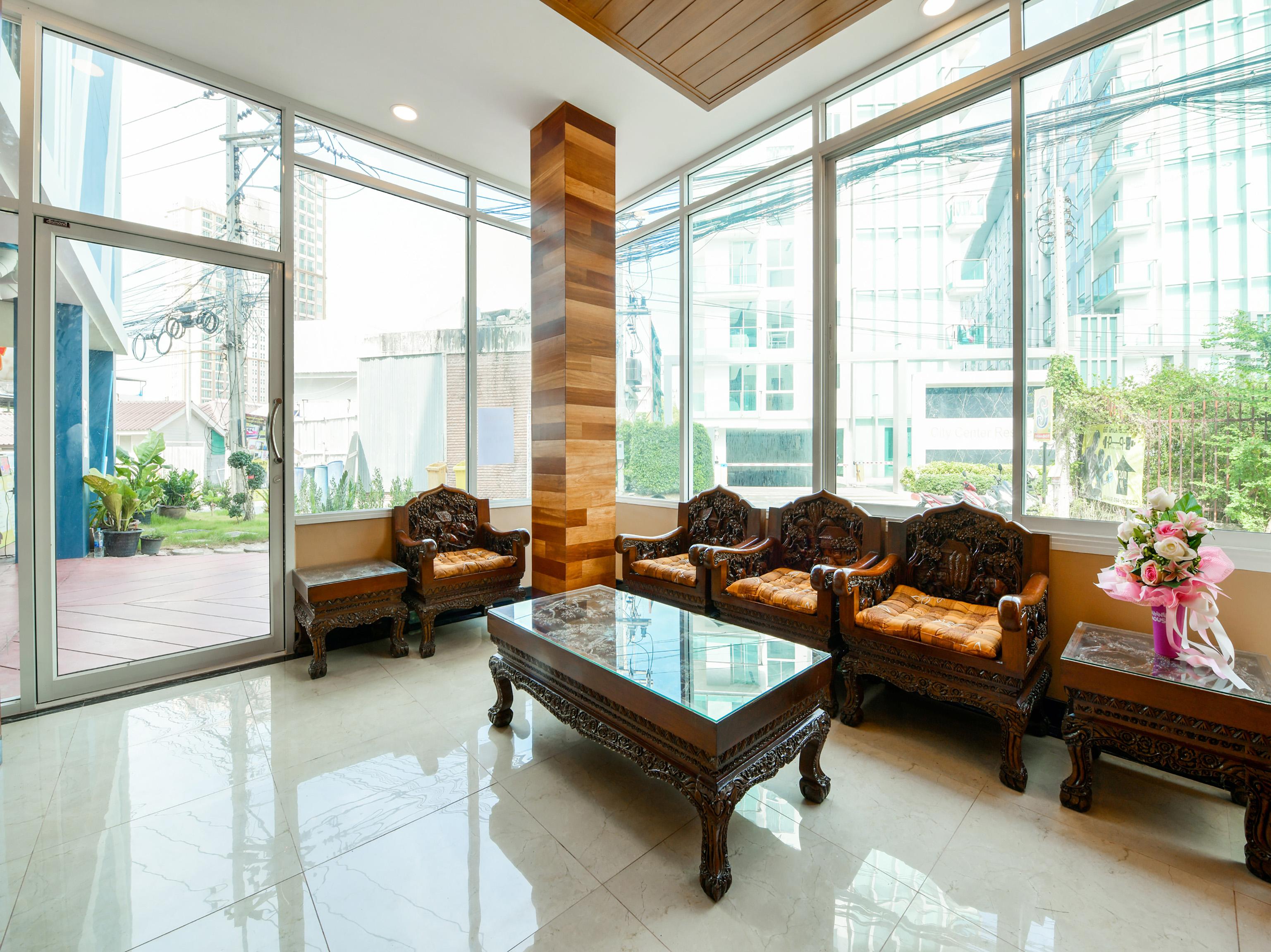 Hotel Super Oyo 458 Nakorn Siam Boutique Pattaya Esterno foto
